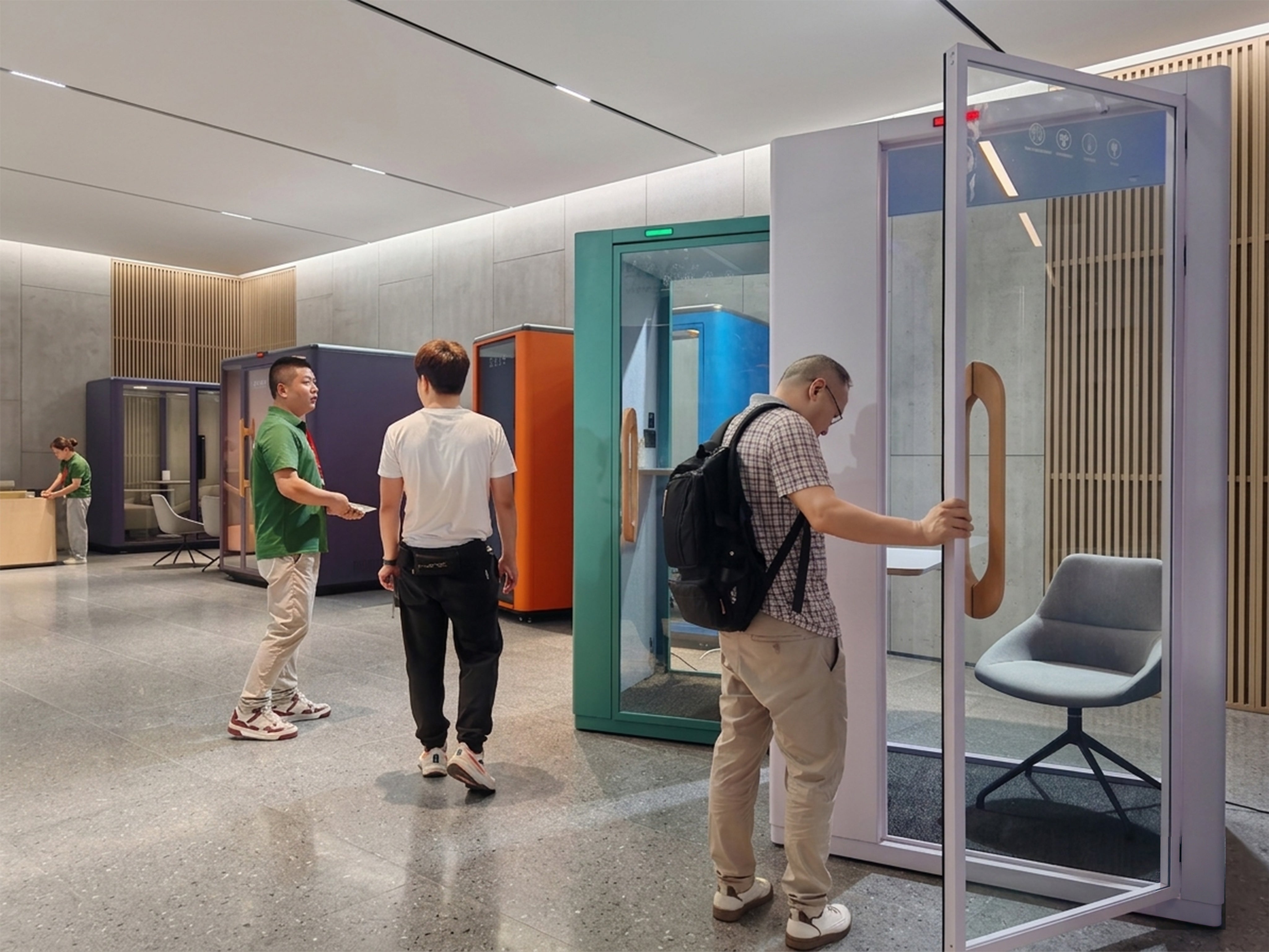 From Booth to Trust – Professional Presentation and Client Recognition at an Overseas Exhibition
